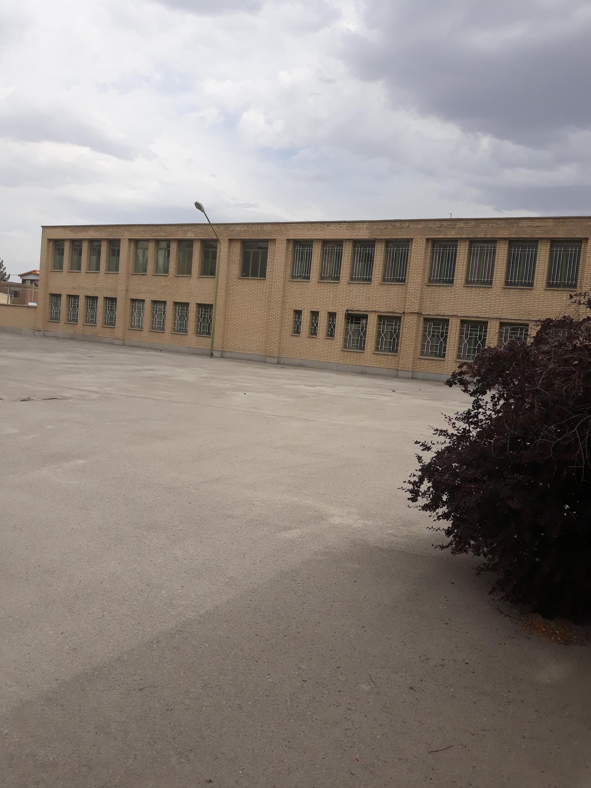 عکس سالن ورزشی تختی