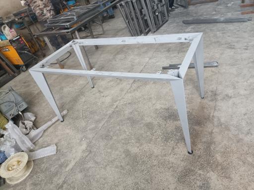 عکس گروه صنعتی شریفی