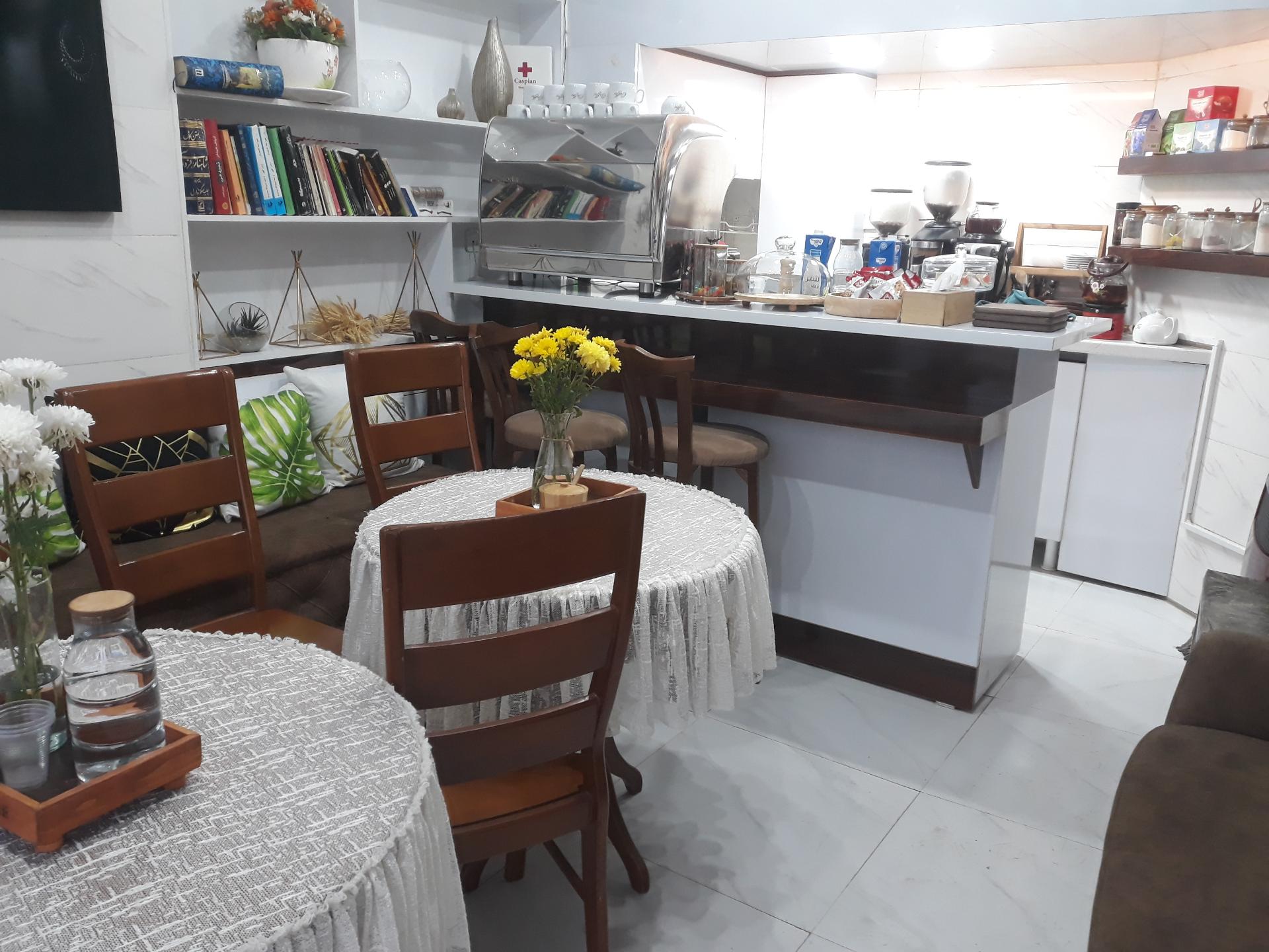 عکس کافه مهتاب