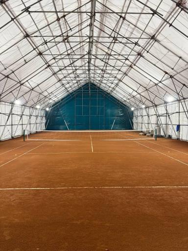 عکس آکادمی تنیس اسکای کورت شعبه اکباتان