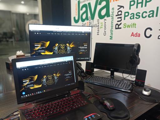 عکس طراحان و مشاوران بارثاوا