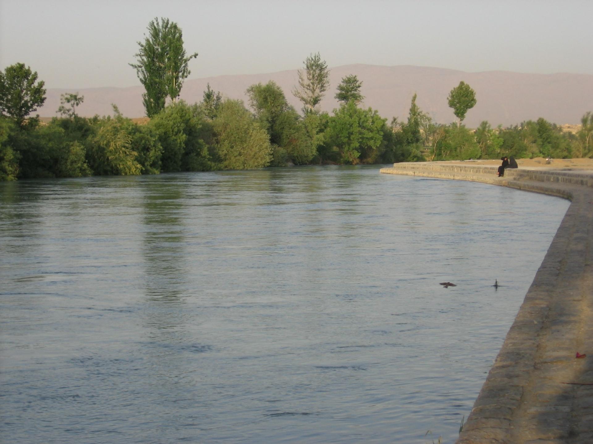 عکس پارک ساحلی چمگردان