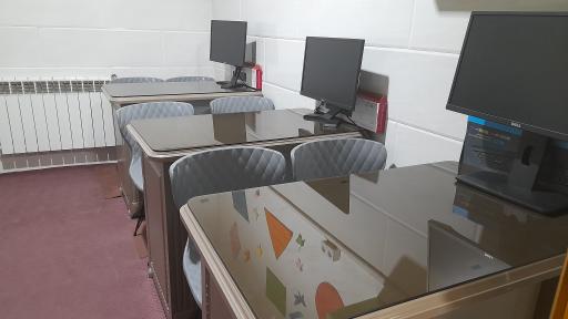 عکس دبستان، پیش دبستانی و مهدکودک غیردولتی پیشگامان