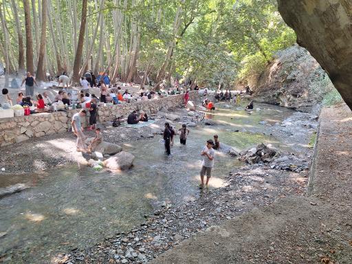 عکس باغ خانوادگی دو آسیاب