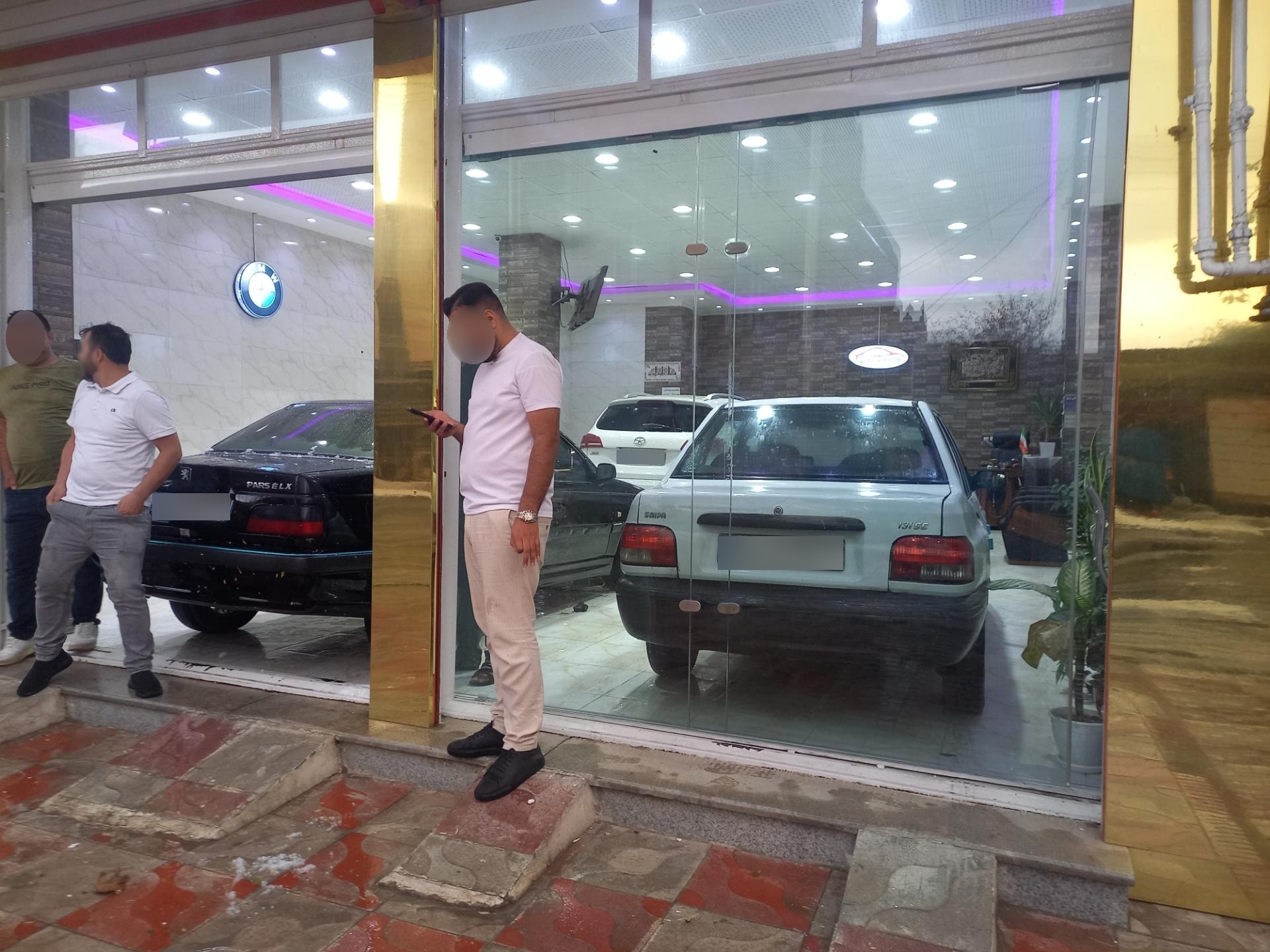 عکس اتوگالری آلخانی