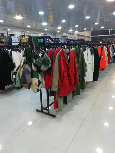 عکس پوشاک آسمان شعبه ۱ اهواز