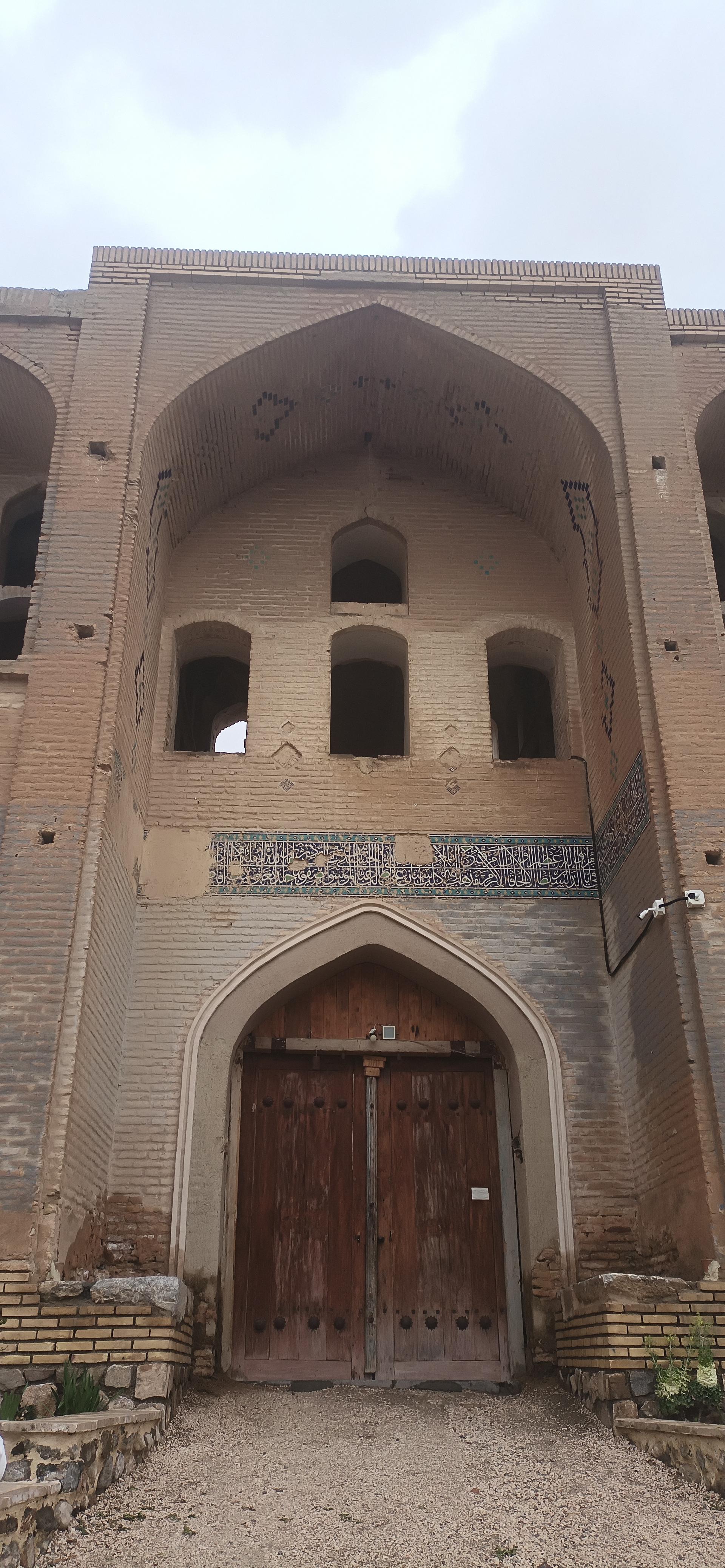 عکس کاروانسرای ایزدخواست
