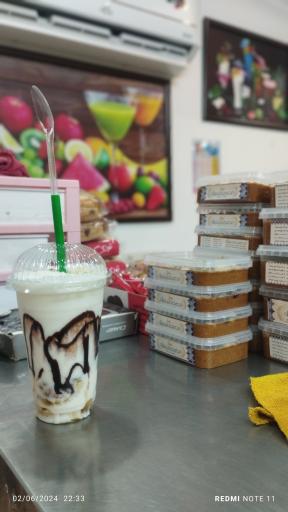 عکس آبمیوه و بستنی یاس