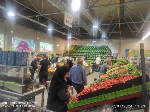 عکس بازار میوه و تره بار دردشت