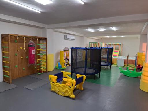 عکس موسسه هنری دلنوا