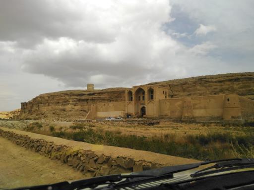 عکس کاروانسرای ایزدخواست