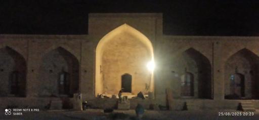 عکس کاروانسرای ایزدخواست