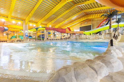 سرزمین موج های آبی آقایان