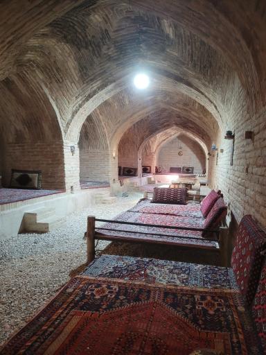 عکس کاروانسرای ایزدخواست