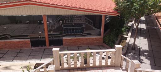 باغ رستوران مشاهیر بختیاری