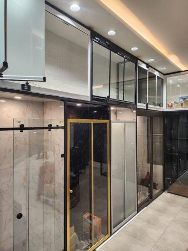 عکس شیشه سکوریت شیخیان