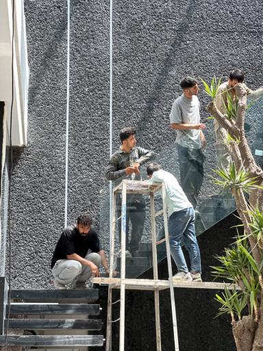 عکس شیشه سکوریت شیخیان