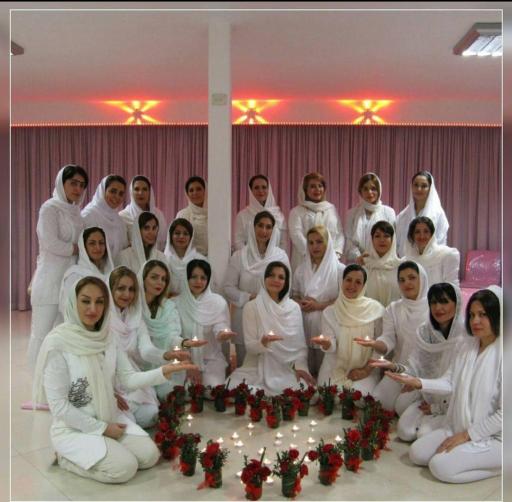 عکس باشگاه یوگا پرنده آزاد