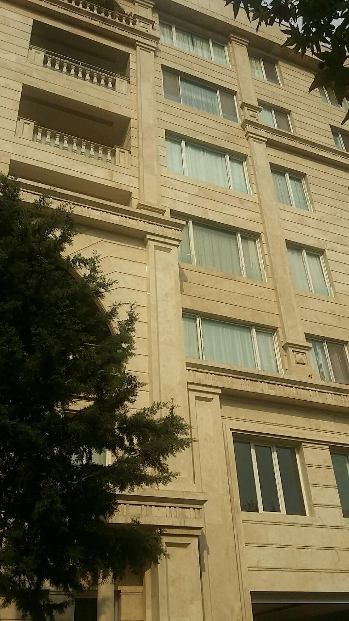 عکس مجتمع مسکونی بهار