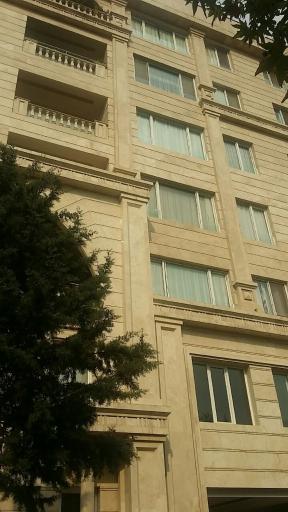 عکس مجتمع مسکونی بهار