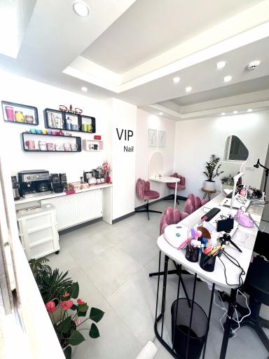عکس سالن ناخن وی آی پی