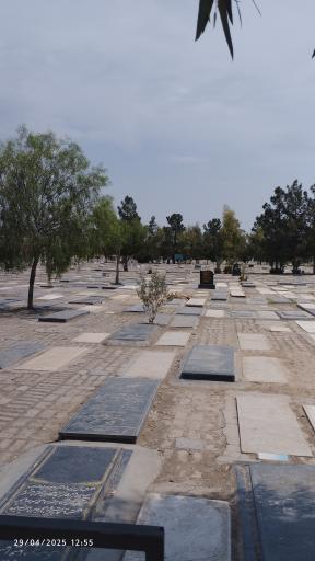 عکس آرامستان بقیع قم