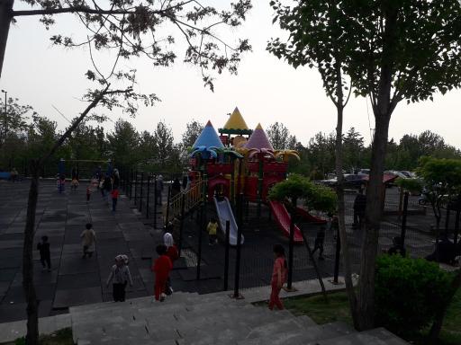 عکس باغ بالا