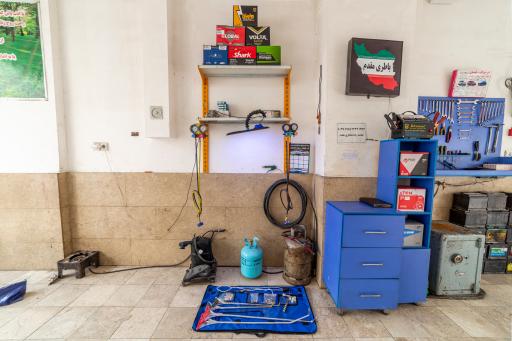 عکس خدمات برق و انژکتور باطری و صافکاری مقدم