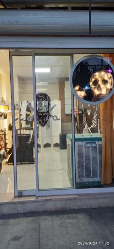 عکس آرایشگاه مردانه جاذبه