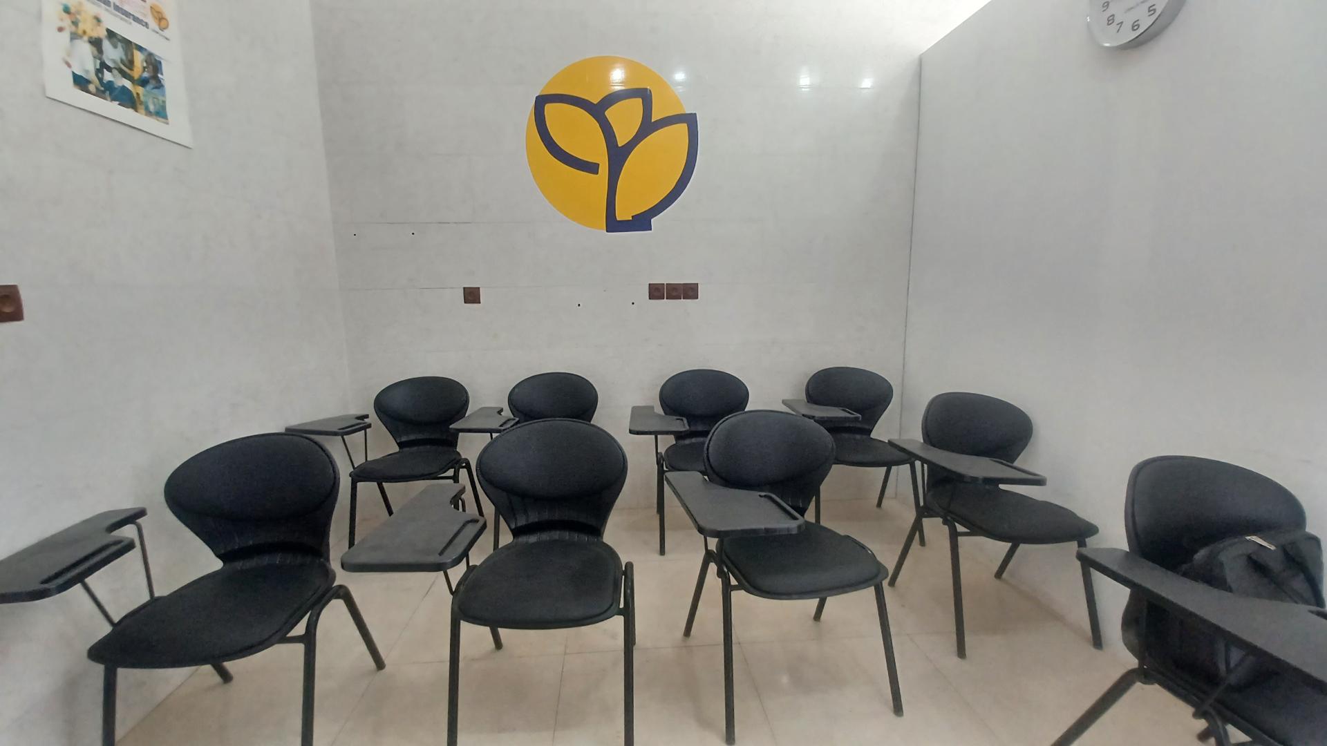 عکس بیمه پارسیان