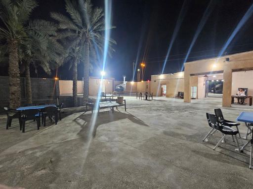 کافه صبحانه و شام طارونه