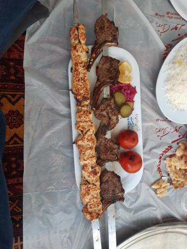 عکس رستوران سوزن دره ابرده