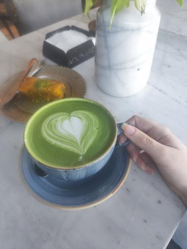 عکس آدلی کافه شهرک غرب