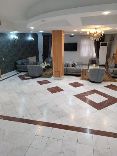 عکس هتل جهانگردی بسطام