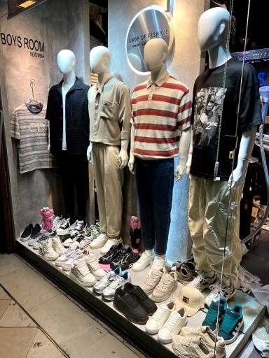 عکس بوتیک بویزروم