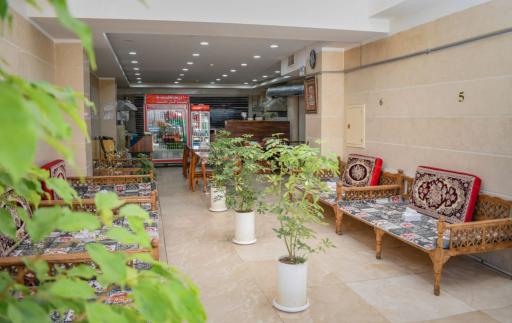 عکس کباب بناب و حلیم رسولی