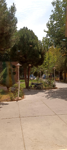 عکس هتل جهانگردی بسطام