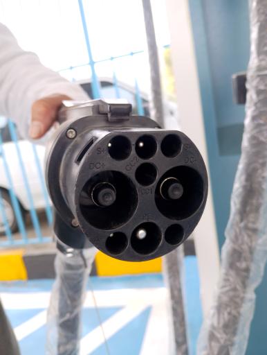 عکس ایستگاه شارژ گروه صنعتی ایران ترانسفو