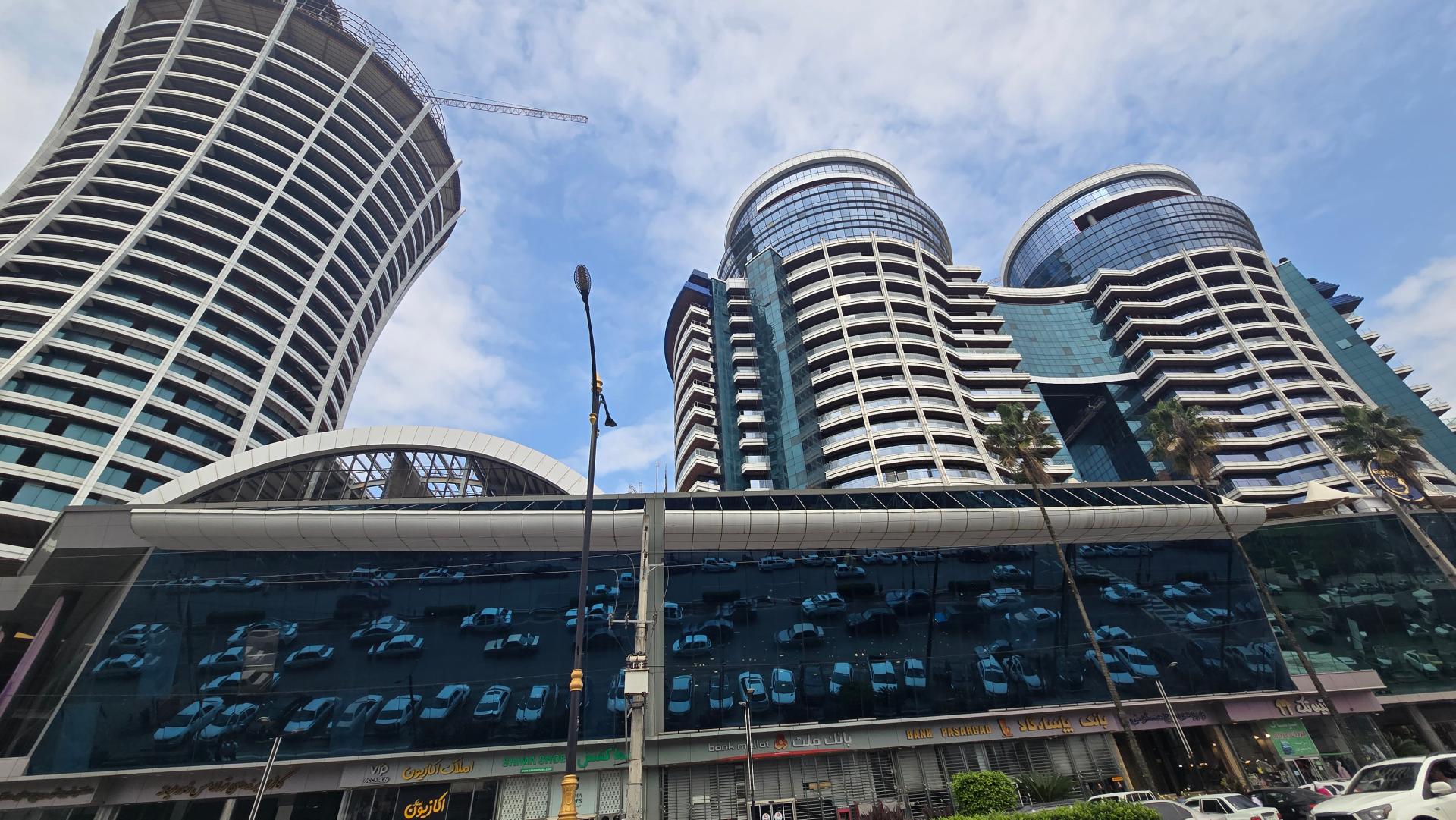 عکس برج الماس قو خاورمیانه (متل قو)