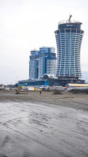 عکس برج الماس قو خاورمیانه (متل قو)