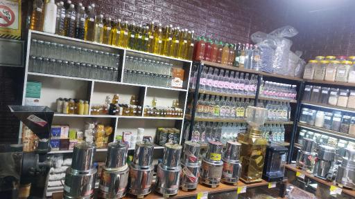 عکس عطاری و ادویه جات هندوستان