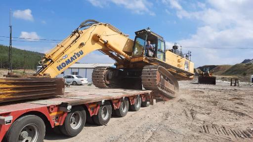 عکس پایانه حمل و نقل و باربری استان تهران نسیم شهر