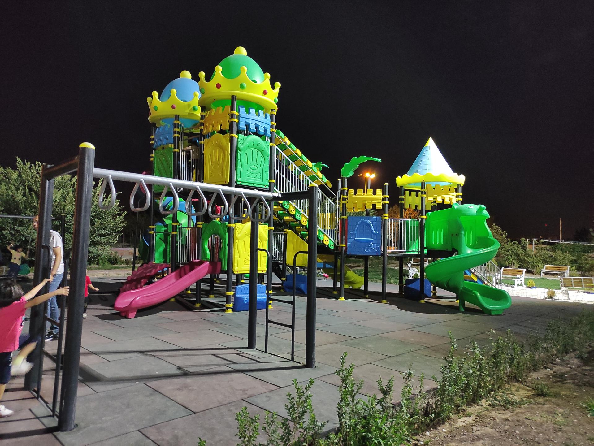 عکس باغ فردوس هشت بهشت