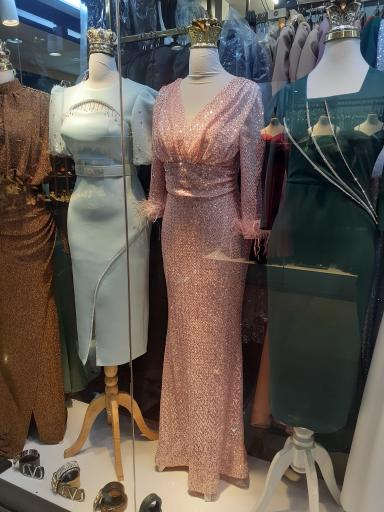 عکس مجتمع تجاری تفریحی زیتون