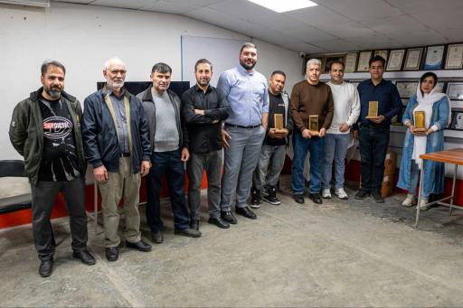 عکس گروه فنی مهندسی کناز