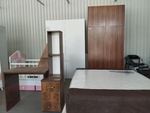 عکس فروشگاه سرویس خواب و کمد فرخ نیا