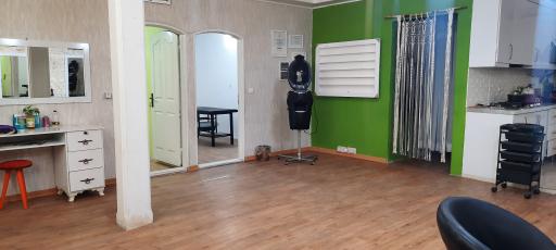 عکس سالن زیبایی تی‌تی