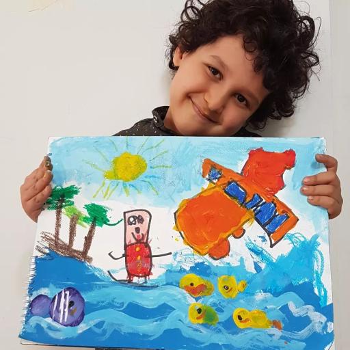 عکس آموزشگاه هنرهای تجسمی راه هنرمند