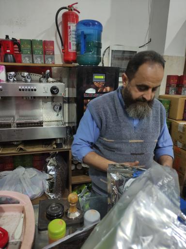 عکس کافه کرک عمو لطیف