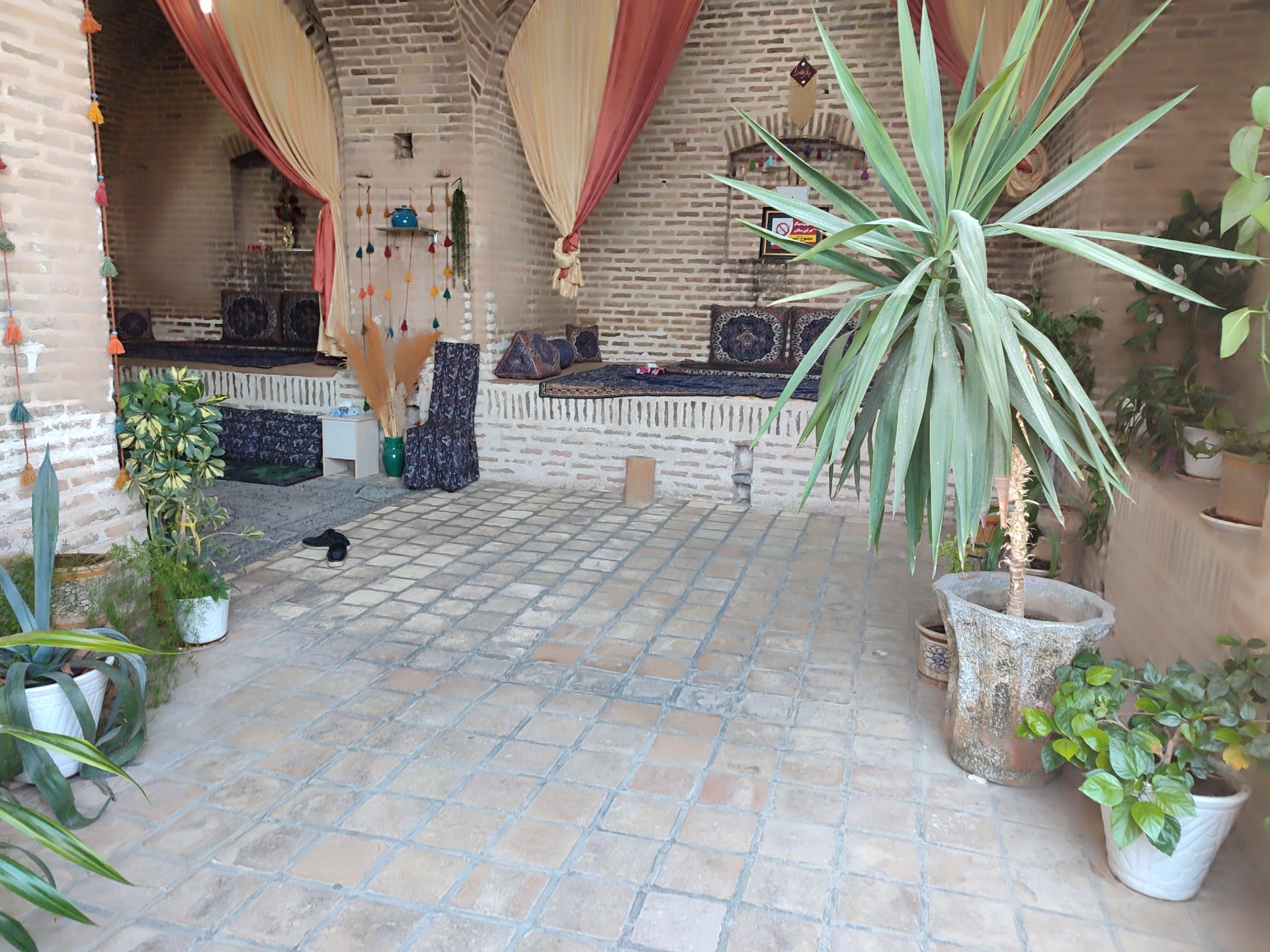 عکس رستوران آستانه